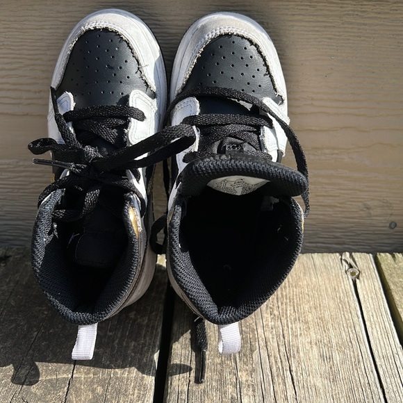 Jordan 1s - Picture 1 of 4